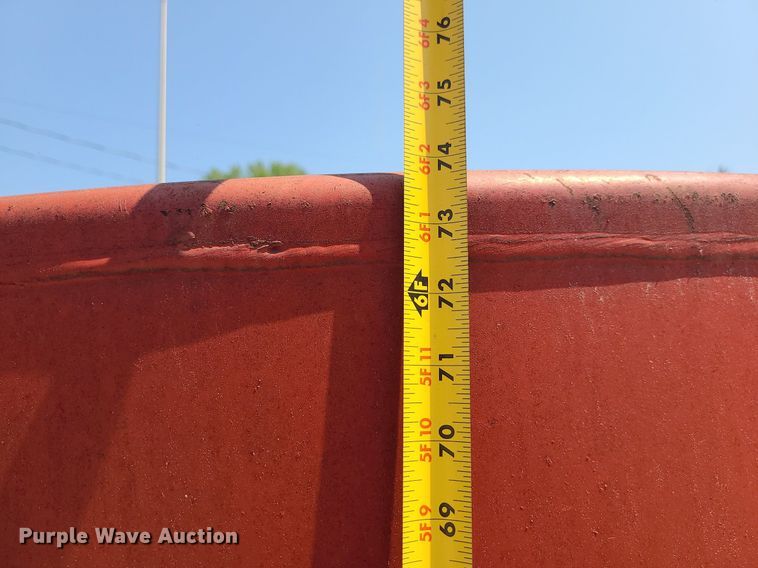 image for item MO9891 Oil tank