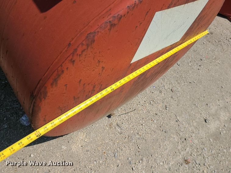 image for item MO9892 Oil tank