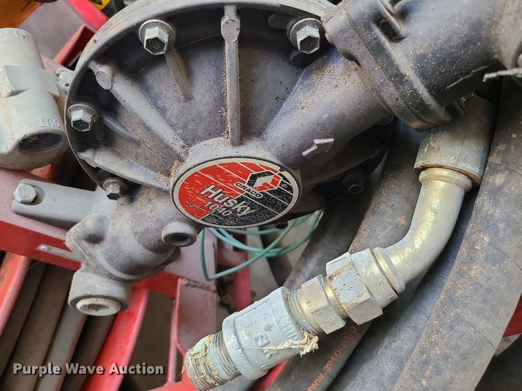 image for item MO9894 Graco Husky 1040  pneumatic fuel pump