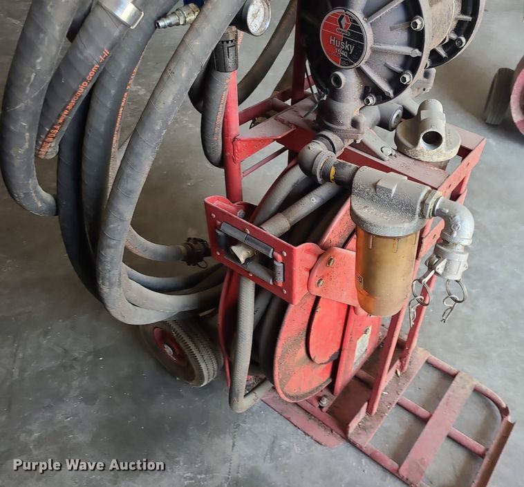 image for item MO9894 Graco Husky 1040  pneumatic fuel pump