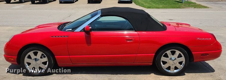 image for item MO9895 2002 Ford Thunderbird  convertible