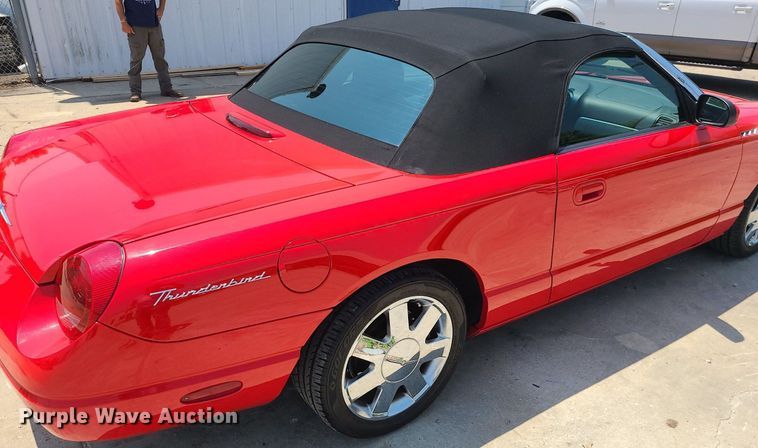 image for item MO9895 2002 Ford Thunderbird  convertible