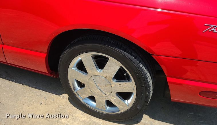 image for item MO9895 2002 Ford Thunderbird  convertible