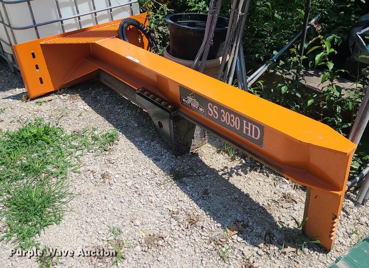image for item MO9897 Wolfe Ridge Manufacturing  skid steer wood splitter