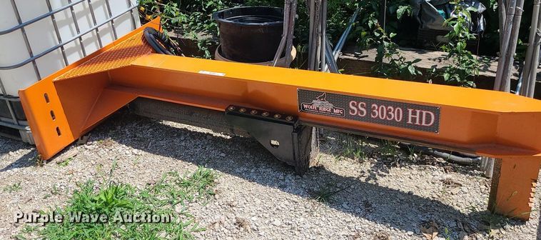image for item MO9897 Wolfe Ridge Manufacturing  skid steer wood splitter