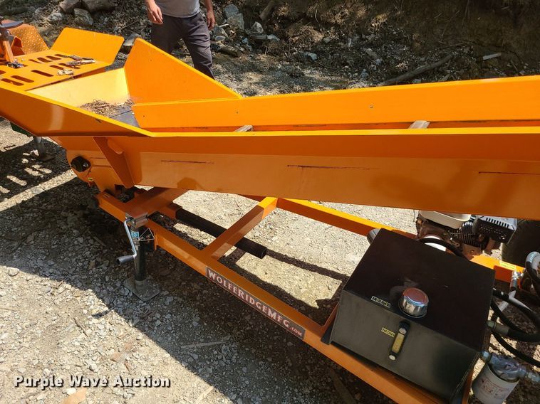 image for item MO9899 Wolfe Ridge Manufacturing  conveyor