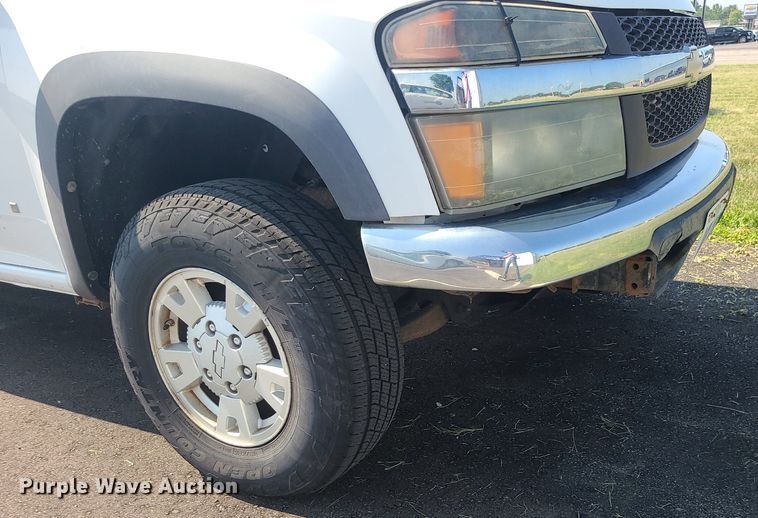 image for item MO9900 2008 Chevrolet Colorado  Ext. Cab pickup truck