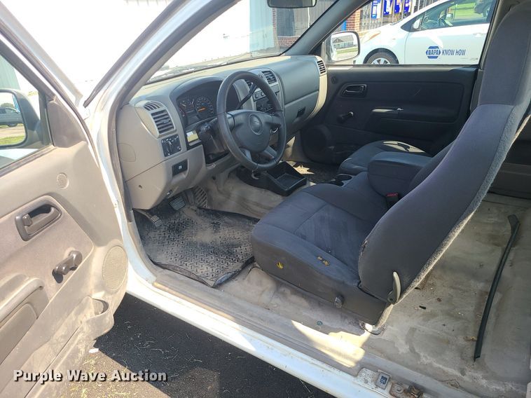 image for item MO9900 2008 Chevrolet Colorado  Ext. Cab pickup truck