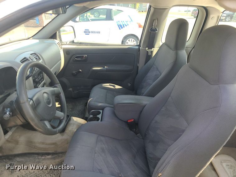 image for item MO9900 2008 Chevrolet Colorado  Ext. Cab pickup truck