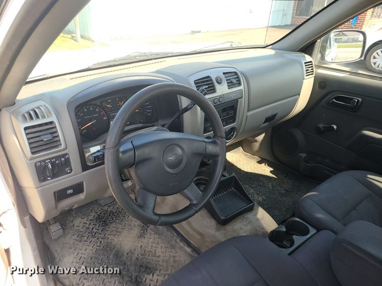 image for item MO9900 2008 Chevrolet Colorado  Ext. Cab pickup truck
