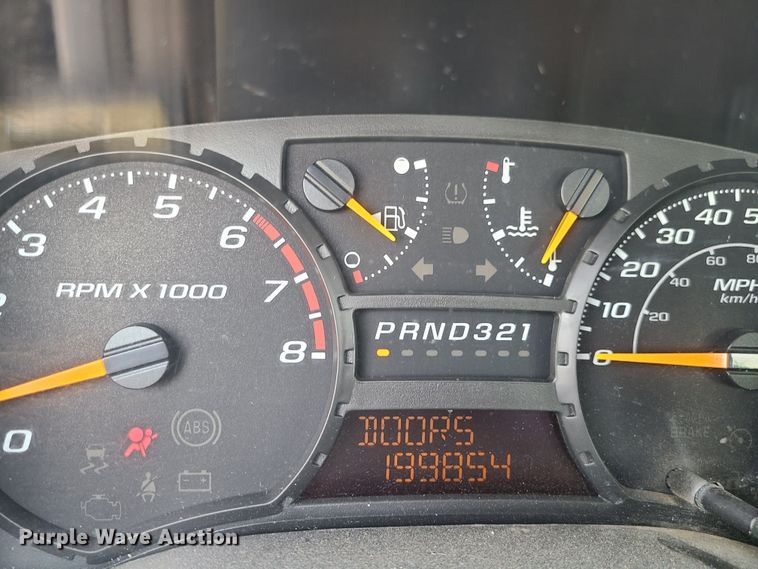 image for item MO9900 2008 Chevrolet Colorado  Ext. Cab pickup truck