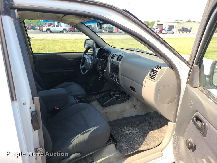 image for item MO9900 2008 Chevrolet Colorado  Ext. Cab pickup truck