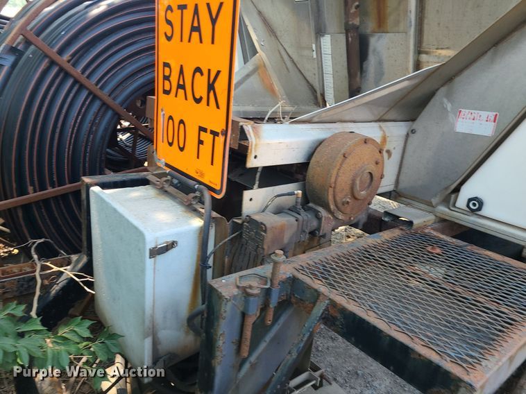 image for item MO9913 Warren  stainless steel spreader