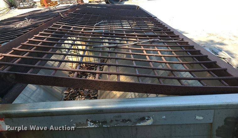 image for item MO9913 Warren  stainless steel spreader