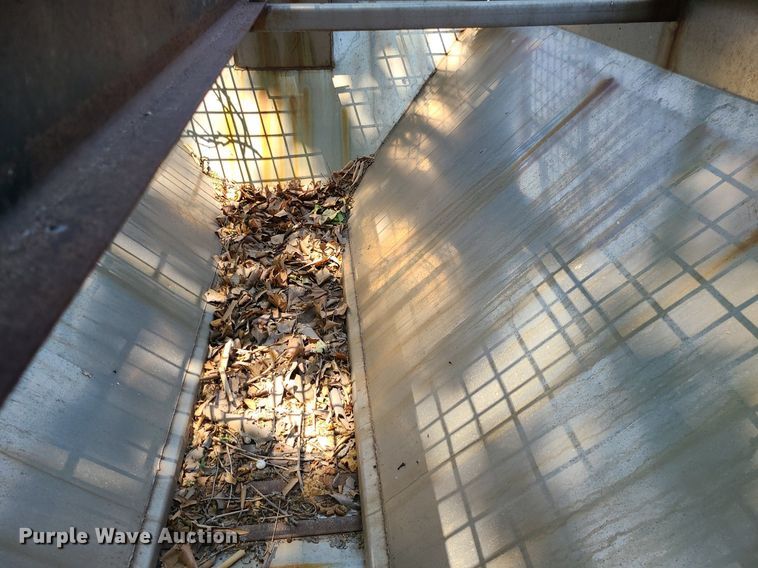 image for item MO9913 Warren  stainless steel spreader