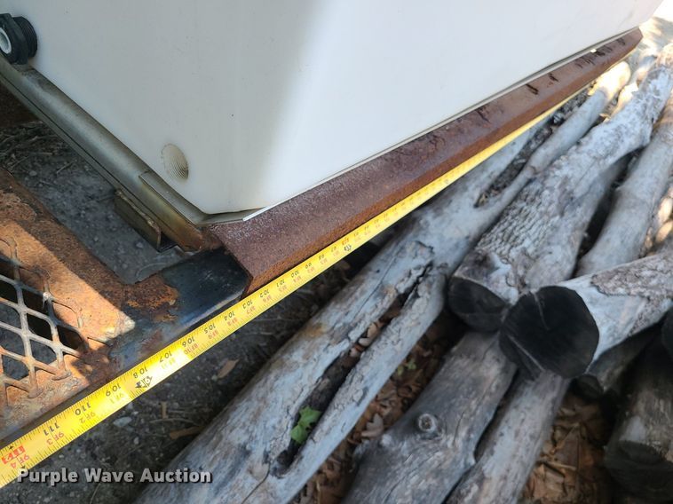 image for item MO9913 Warren  stainless steel spreader