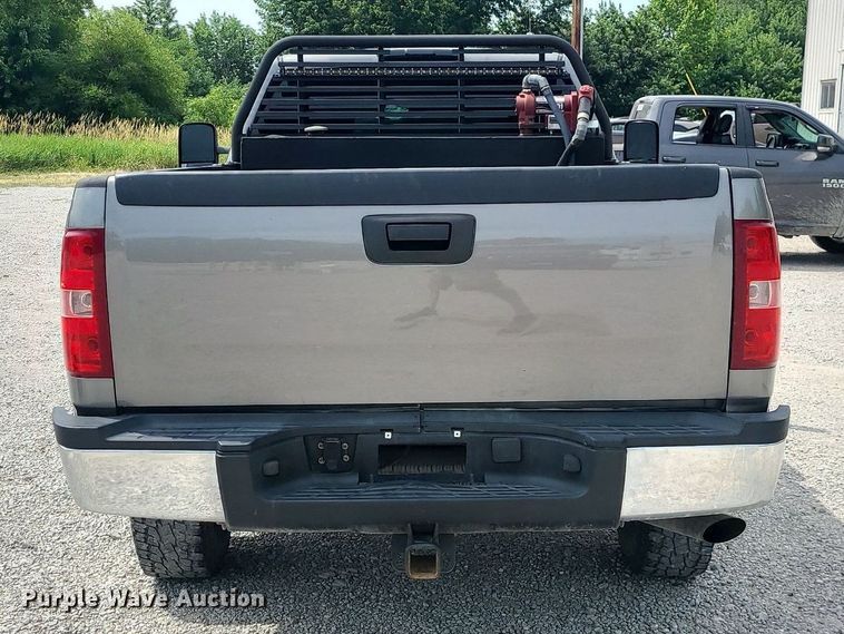 image for item MO9924 2007 Chevrolet Silverado 2500HD  pickup truck