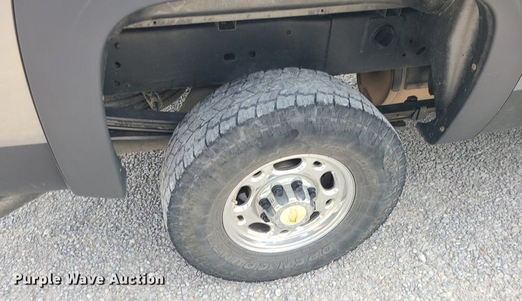 image for item MO9924 2007 Chevrolet Silverado 2500HD  pickup truck