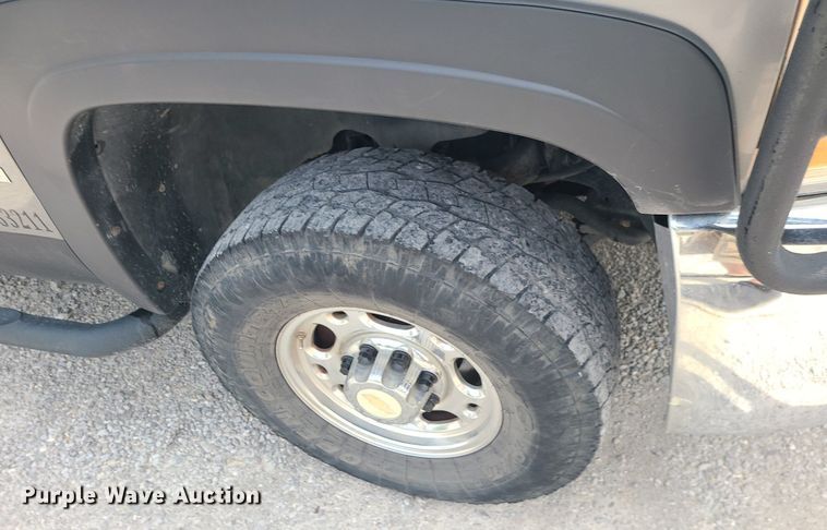 image for item MO9924 2007 Chevrolet Silverado 2500HD  pickup truck