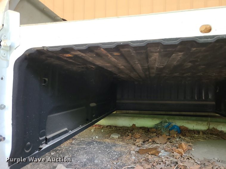 image for item MO9935 Chevrolet  pickup truck bed