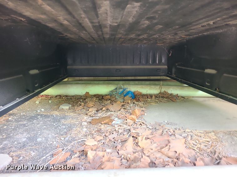 image for item MO9935 Chevrolet  pickup truck bed