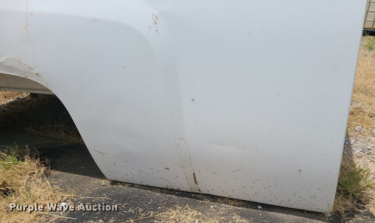 image for item MO9936 Chevrolet  pickup truck bed