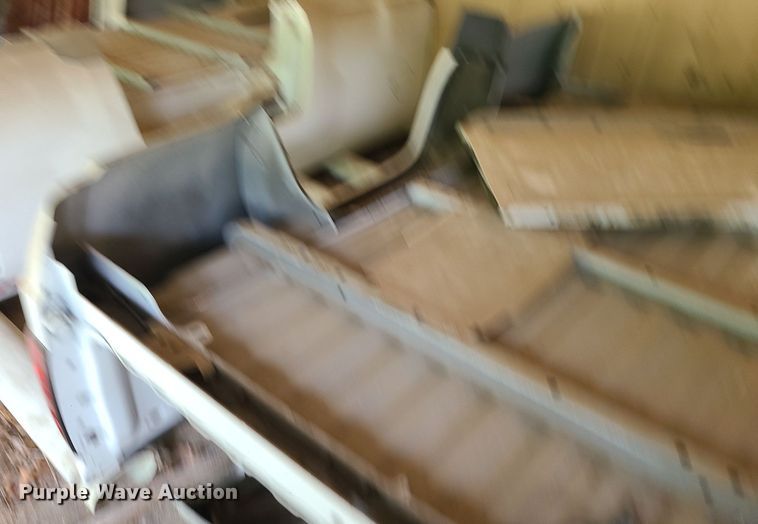 image for item MO9938 Chevrolet  pickup truck bed