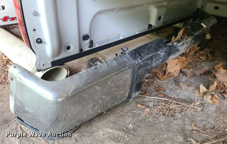 image for item MO9938 Chevrolet  pickup truck bed