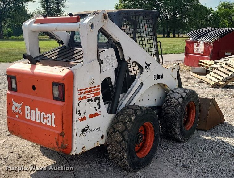 image for item MO9952 2000 Bobcat 873  skid steer loader