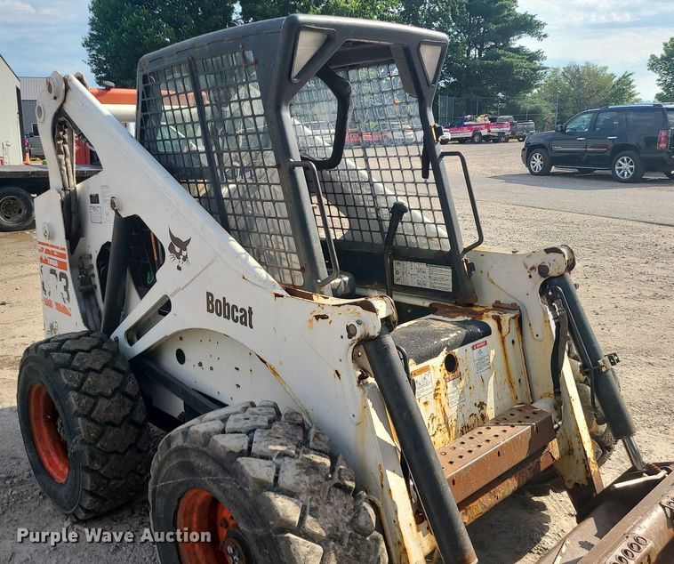 image for item MO9952 2000 Bobcat 873  skid steer loader