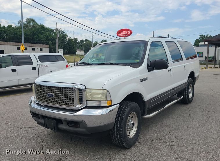 image for item MO9954 2002 Ford Excursion  SUV