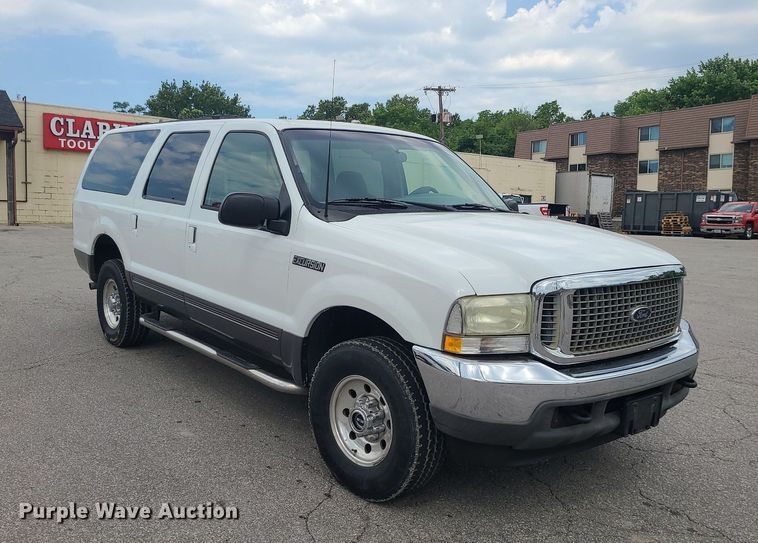 image for item MO9954 2002 Ford Excursion  SUV