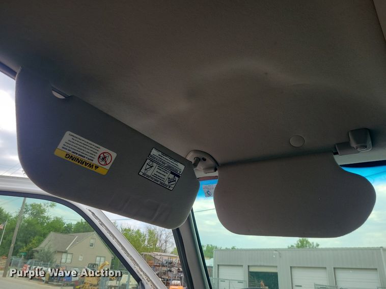 image for item MO9954 2002 Ford Excursion  SUV