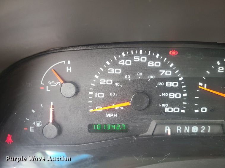 image for item MO9954 2002 Ford Excursion  SUV