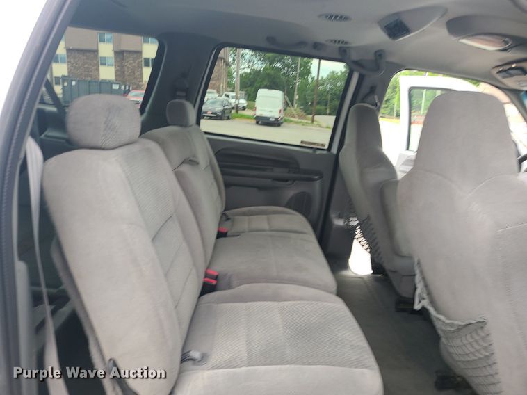 image for item MO9954 2002 Ford Excursion  SUV