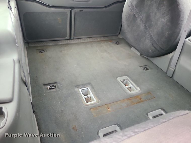 image for item MO9954 2002 Ford Excursion  SUV