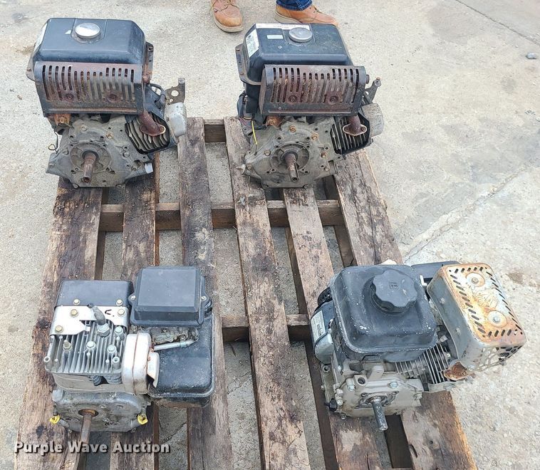 image for item MO9955 (4) gas engines