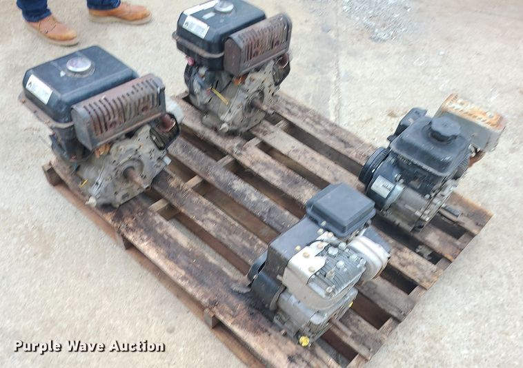 image for item MO9955 (4) gas engines