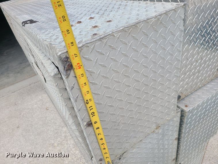 image for item MO9958 (6) toolboxes