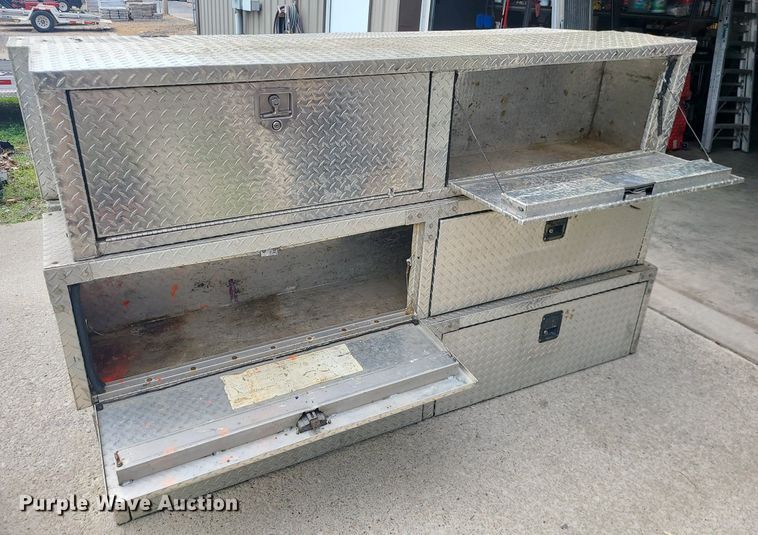 image for item MO9958 (6) toolboxes