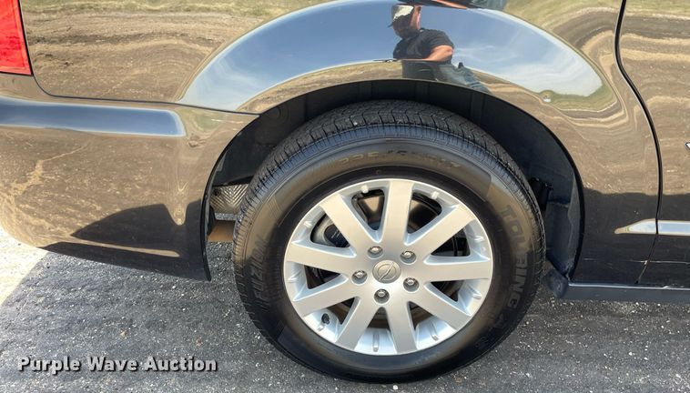 image for item MS9558 2014 Chrysler Town & Country  van