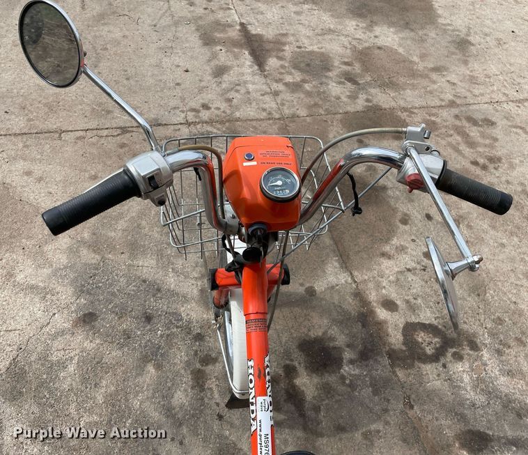 image for item MS9769 (2) 1979 Honda Express bicycles