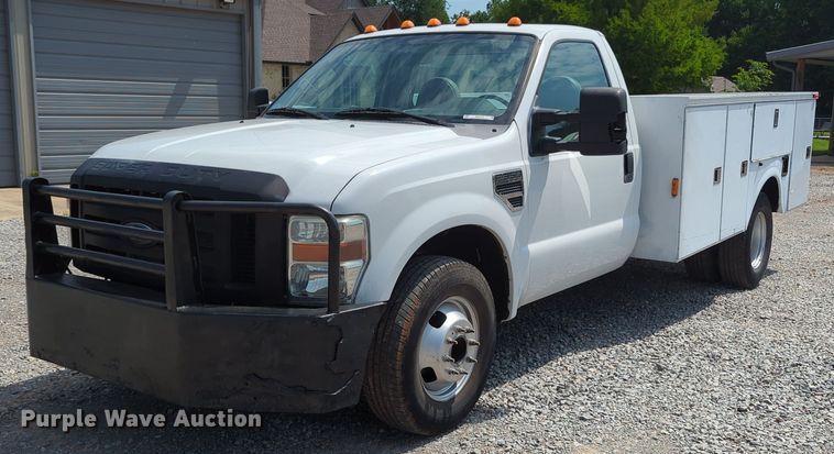 image for item MX9319 2008 Ford F350 Super Duty  utility bed pickup truck