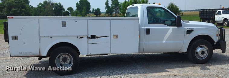 image for item MX9319 2008 Ford F350 Super Duty  utility bed pickup truck