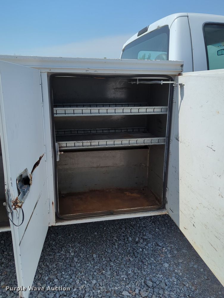 image for item MX9319 2008 Ford F350 Super Duty  utility bed pickup truck