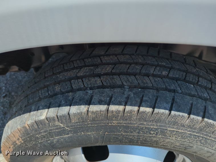 image for item MX9319 2008 Ford F350 Super Duty  utility bed pickup truck