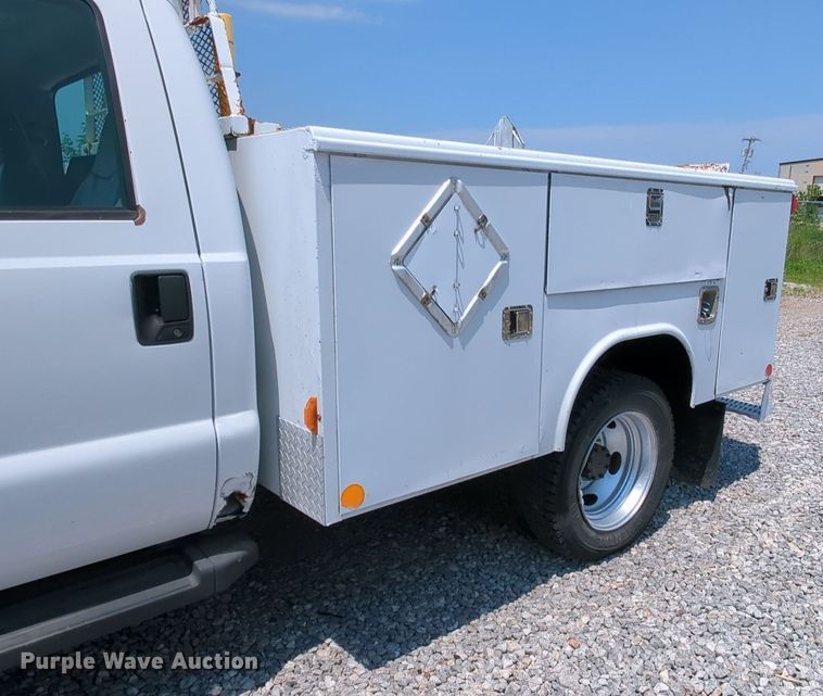 image for item MX9329 2008 Ford F450 Super Duty  utility / service truck