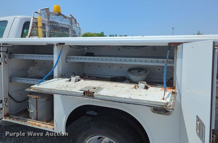 image for item MX9329 2008 Ford F450 Super Duty  utility / service truck