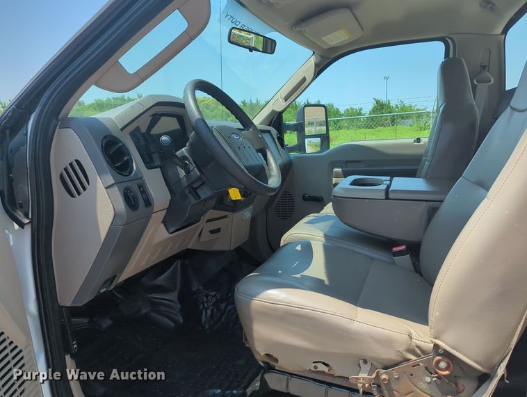 image for item MX9329 2008 Ford F450 Super Duty  utility / service truck