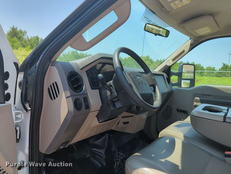 image for item MX9329 2008 Ford F450 Super Duty  utility / service truck